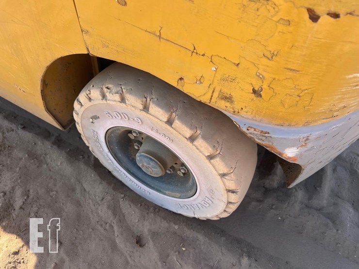 heli-25-straight-mast-forklift-image-14