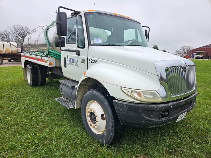 international-durastar-4400-image-24