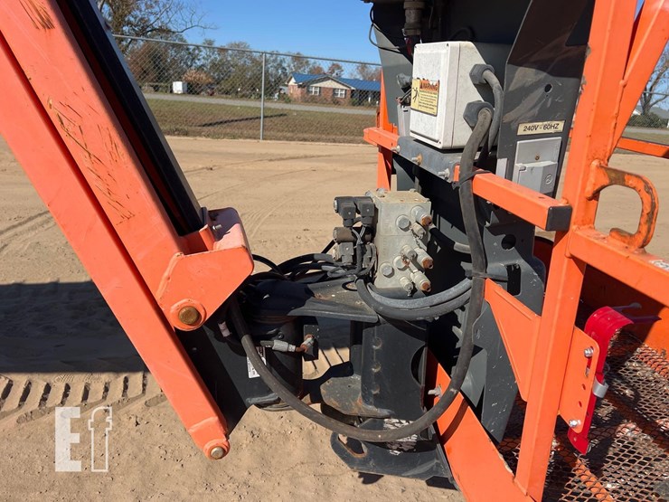 2007-jlg-450aj-image-25