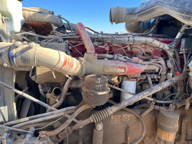 2012-peterbilt-367-image-9