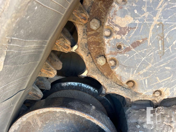 2019-takeuchi-tl12v2-image-14