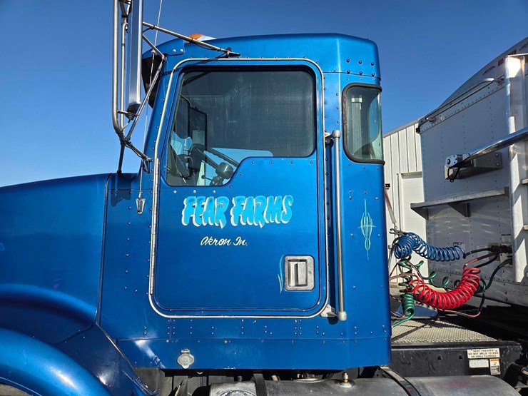 kenworth-t800-image-9