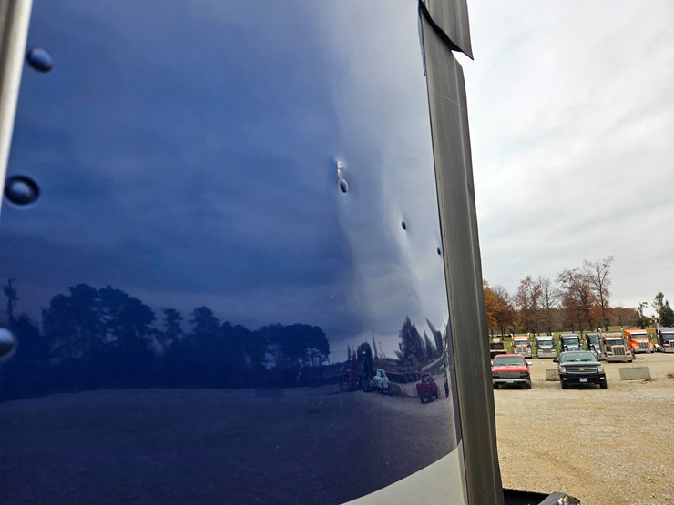 peterbilt-579-image-102