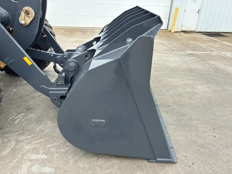 john-deere-624-image-18