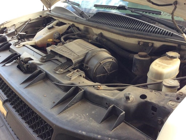 2013-chevrolet-express-3500-image-15