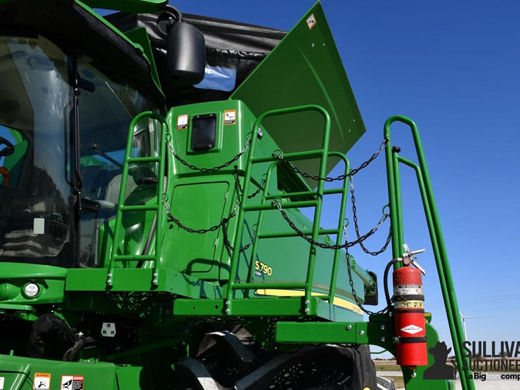 john-deere-s790-image-14