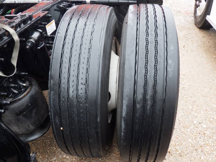 freightliner-cascadia-116-image-6