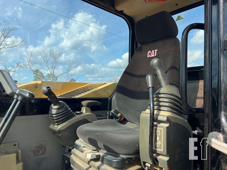 caterpillar-308e2-cr-image-33