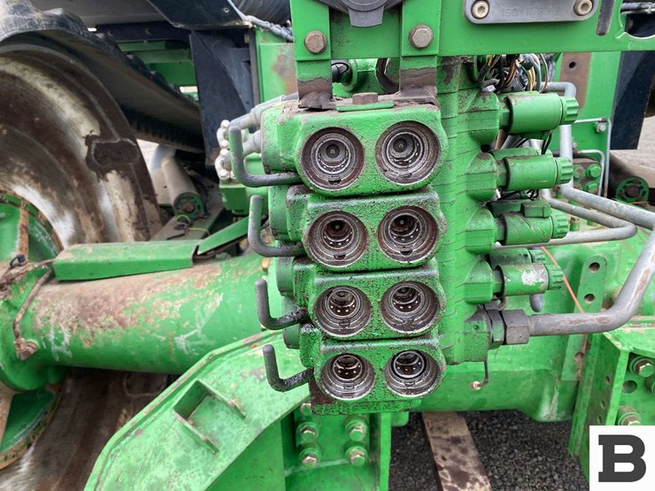 2004-joh-deere-9320t-tractor-image-38