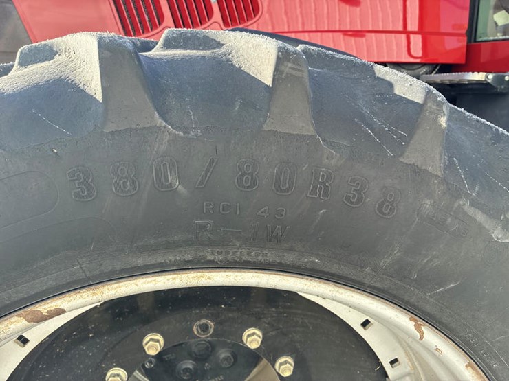 case-ih-magnum-305-image-44