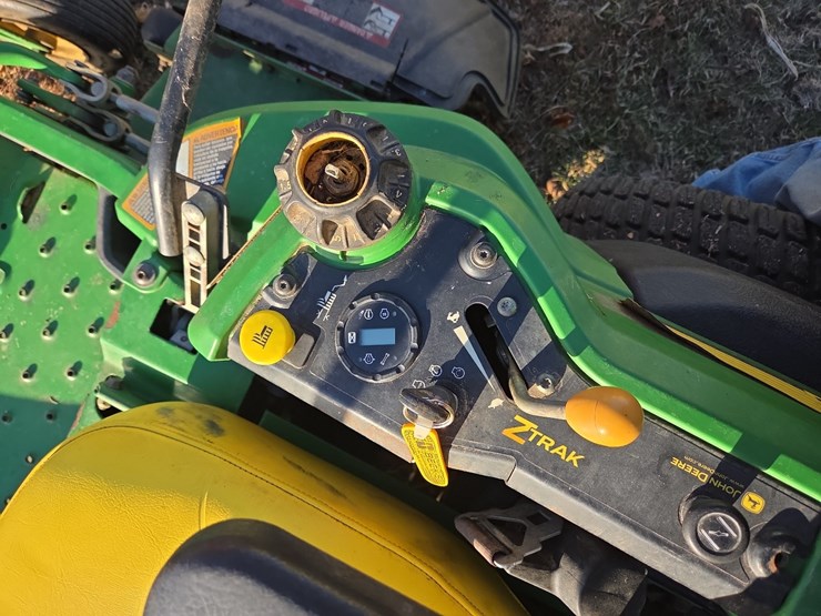 john-deere-z910a-image-11