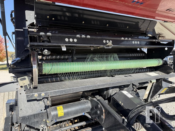 case-ih-rb565-image-15