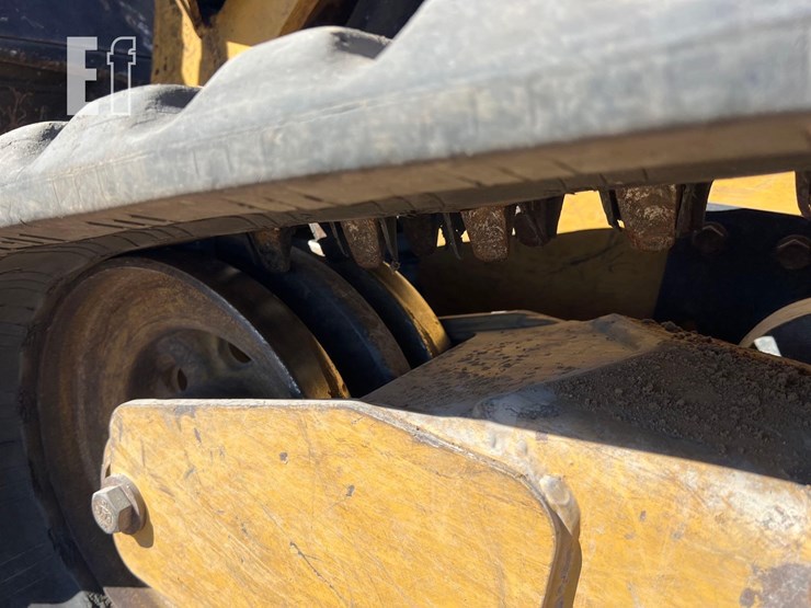 caterpillar-299d3-xe-image-11