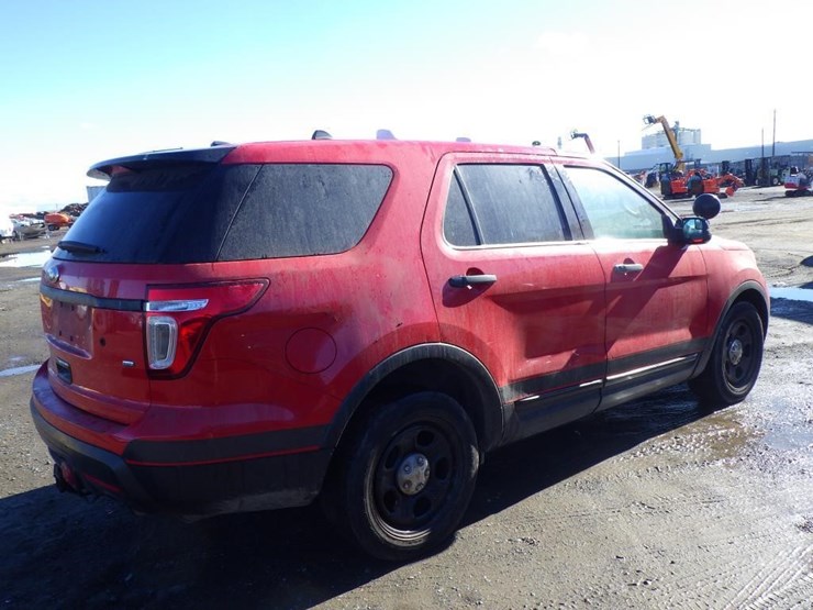 2013-ford-explorer-image-3