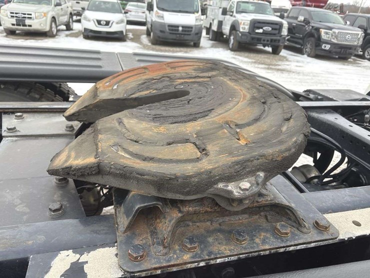 2018-kenworth-t680-image-14