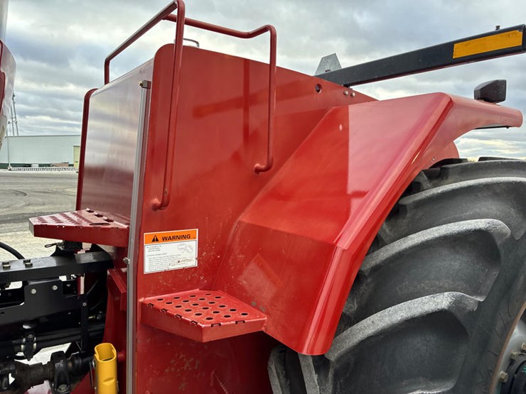 case-ih-steiger-435-image-35