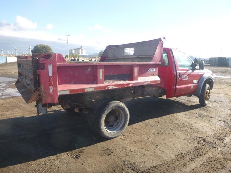 2005-ford-f550-image-3