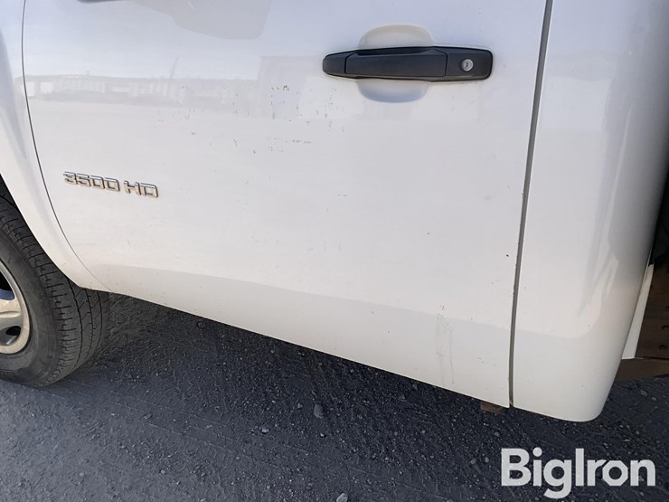 chevrolet-silverado-3500-image-12