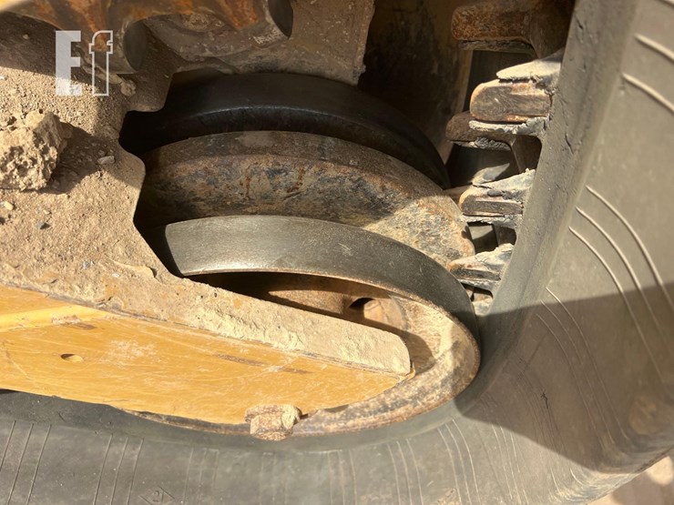 2019-caterpillar-259d-image-23