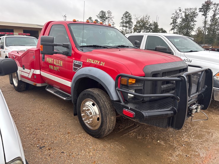 ford-f550-xl-image-1