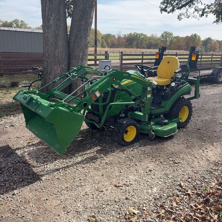 2023 JOHN DEERE 1025R