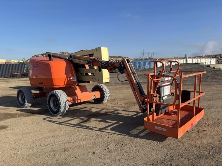 2015-jlg-450aj-image-2