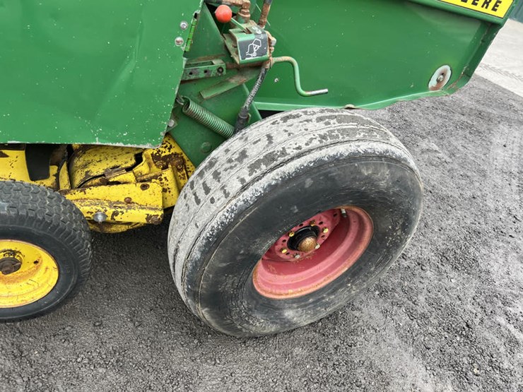 john-deere-530-image-5