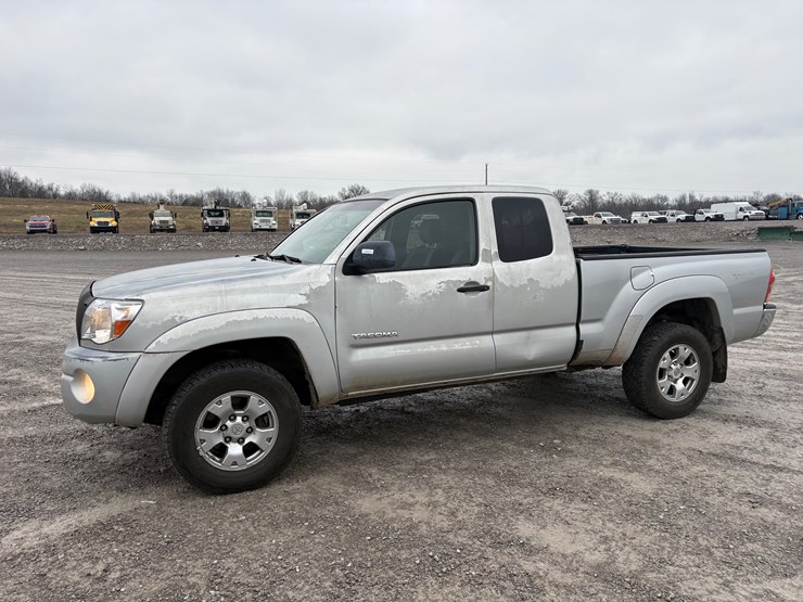 toyota-tacoma-image-1