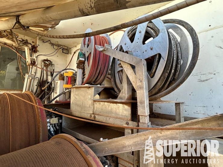 peterbilt-357-image-7