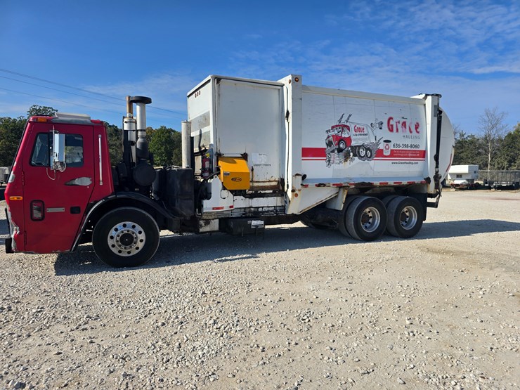 2007-mack-le613-image-6