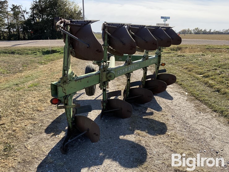 john-deere-4600-image-6