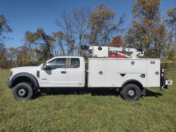 ford-f550-image-1