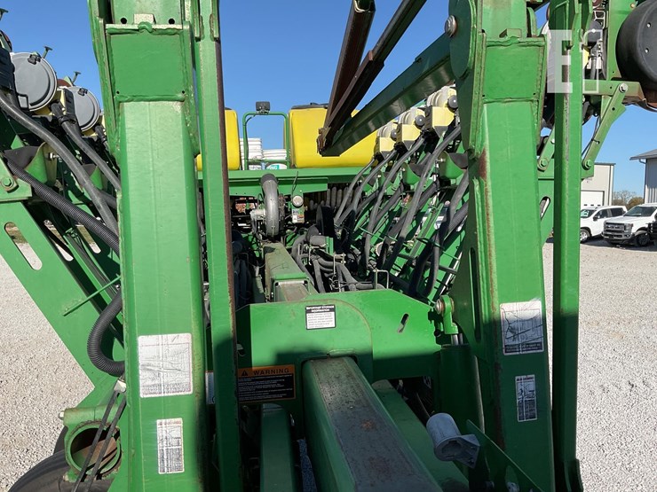 john-deere-1790-image-10