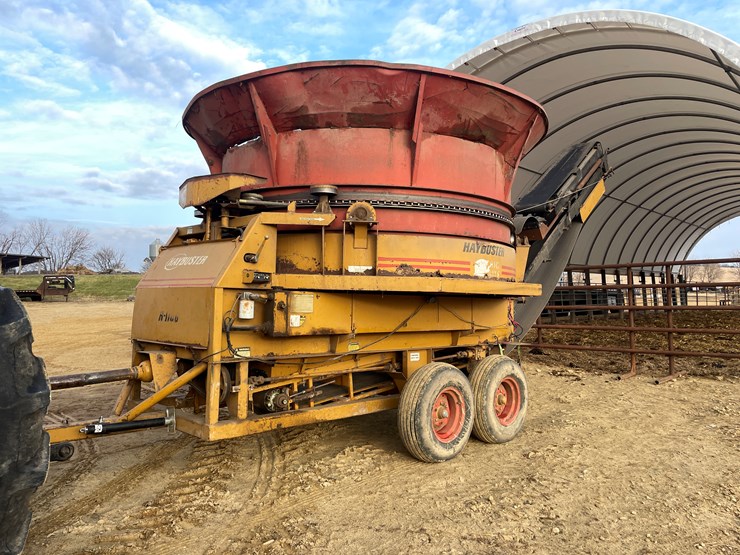 haybuster-h1100-image-1