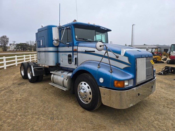 international-9400-image-12