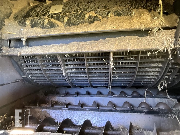 2012-case-ih-7130-image-33