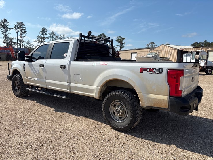 2019-ford-f250-image-4