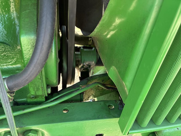 john-deere-4020-image-33