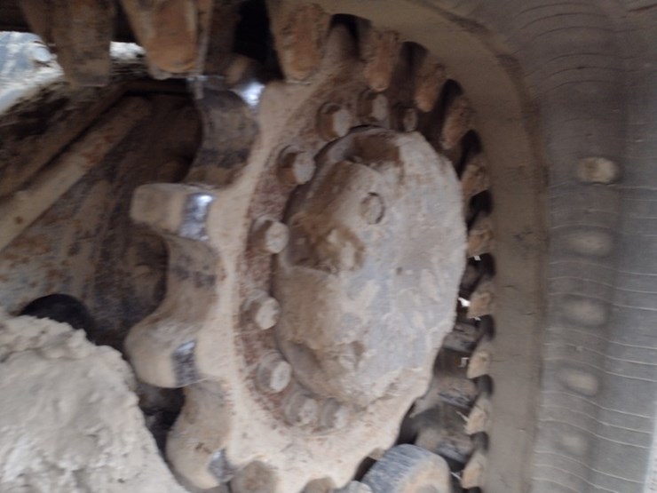 bobcat-t650-image-23