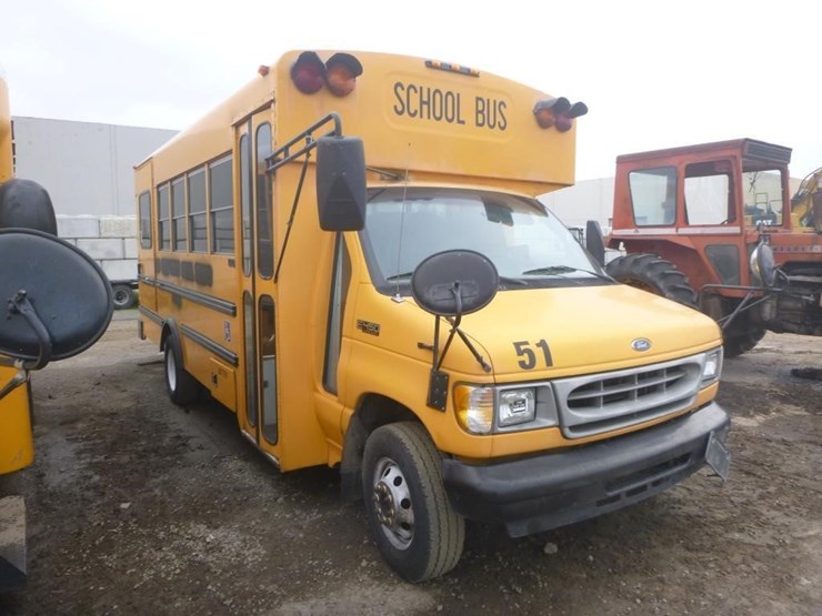 2001-ford-e450-image-2