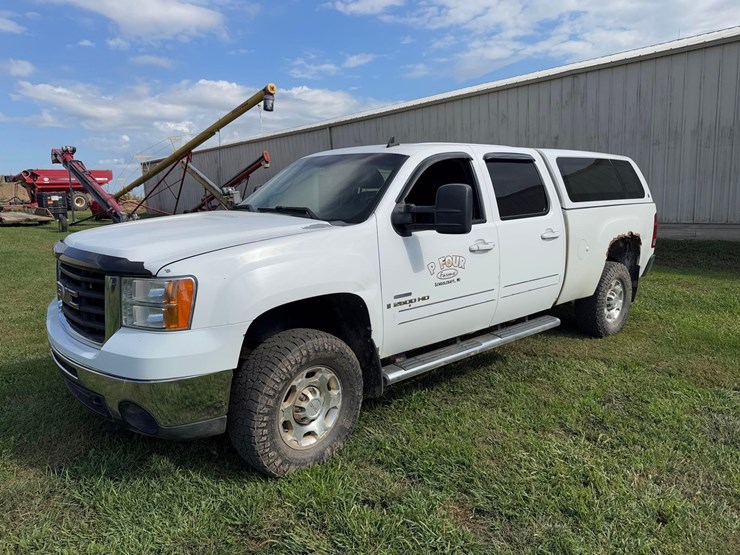 2009-gmc-2500-image-1