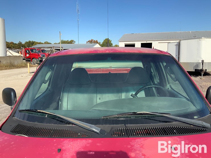 2004-ford-f150-xl-image-9