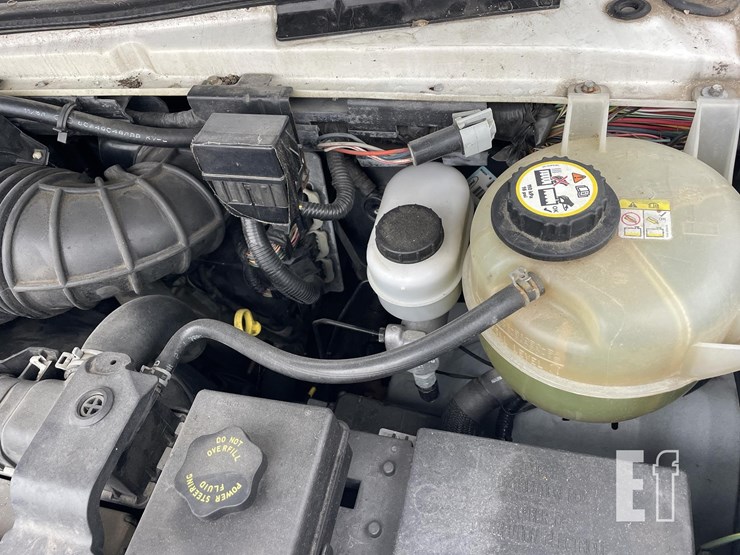 2005-ford-e250-image-15