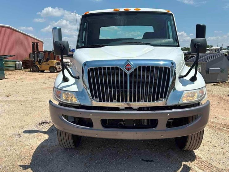 2022-international-mv607-image-10