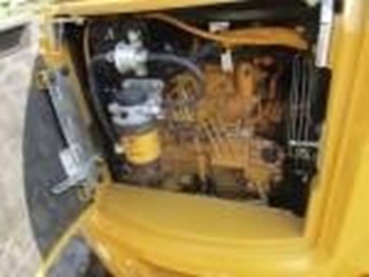 2022-caterpillar-303.5cr-image-4