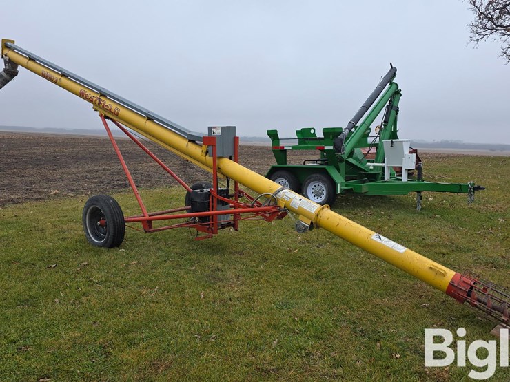westfield-wr80-31-gas-powered-auger-image-3