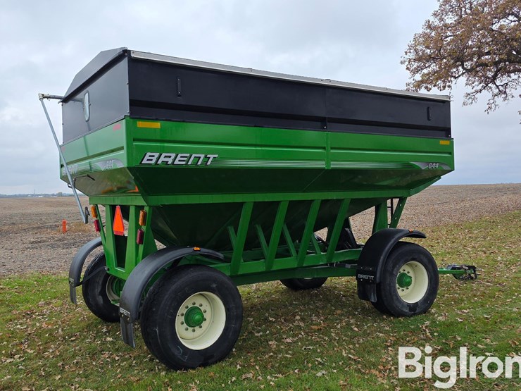 unverferth-brent-gt-644-gravity-wagon-image-5