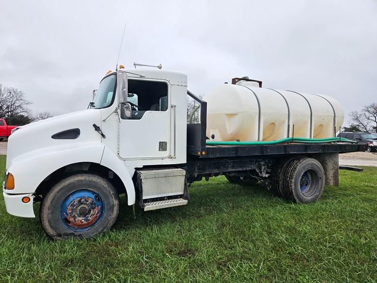 kenworth-t300-image-4