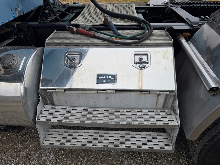 1999-kenworth-w900l-image-97