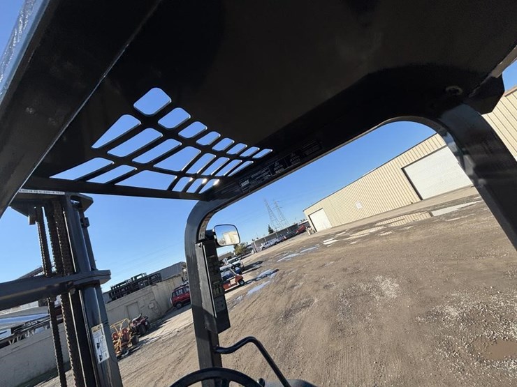 2017-case-586h-image-32